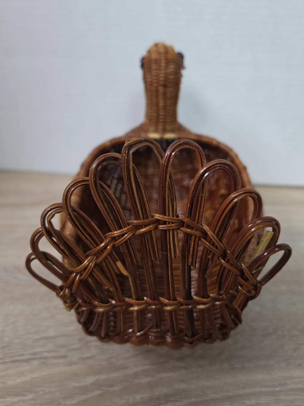 Vintage AVON Wicker Turkey Woven Rattan Bread Basket Thanksgiving Fall Decor